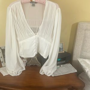White blouse you can use from work to going out on the town